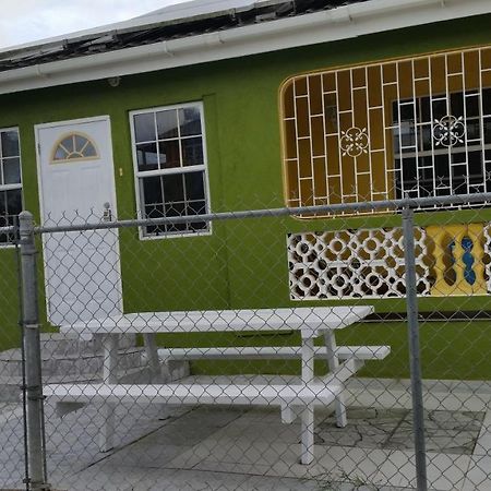Spacious Colonial Bridgetown Luaran gambar