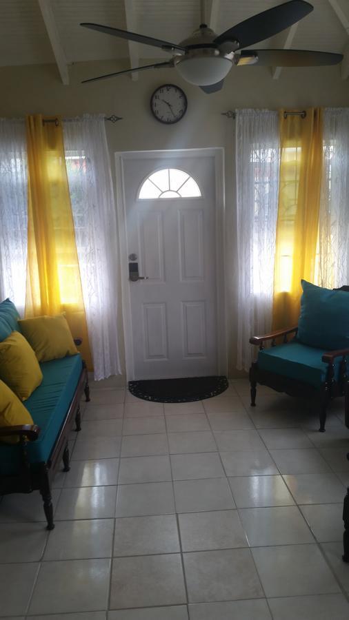 Spacious Colonial Bridgetown Luaran gambar